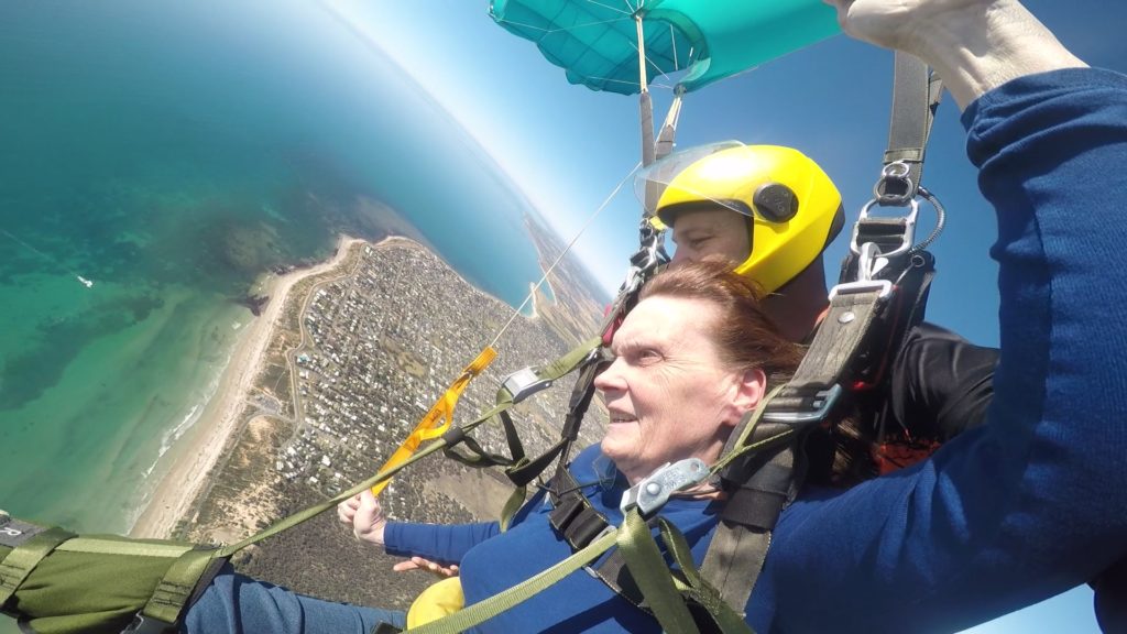 Shirley Elliot Handicapable tandem skydive gliding